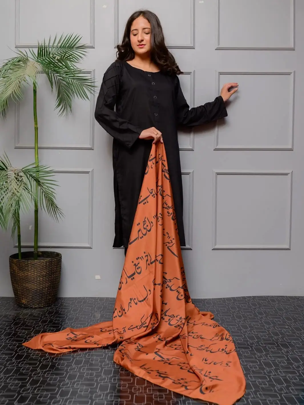 Jahan Lawn Dupatta - Image 3
