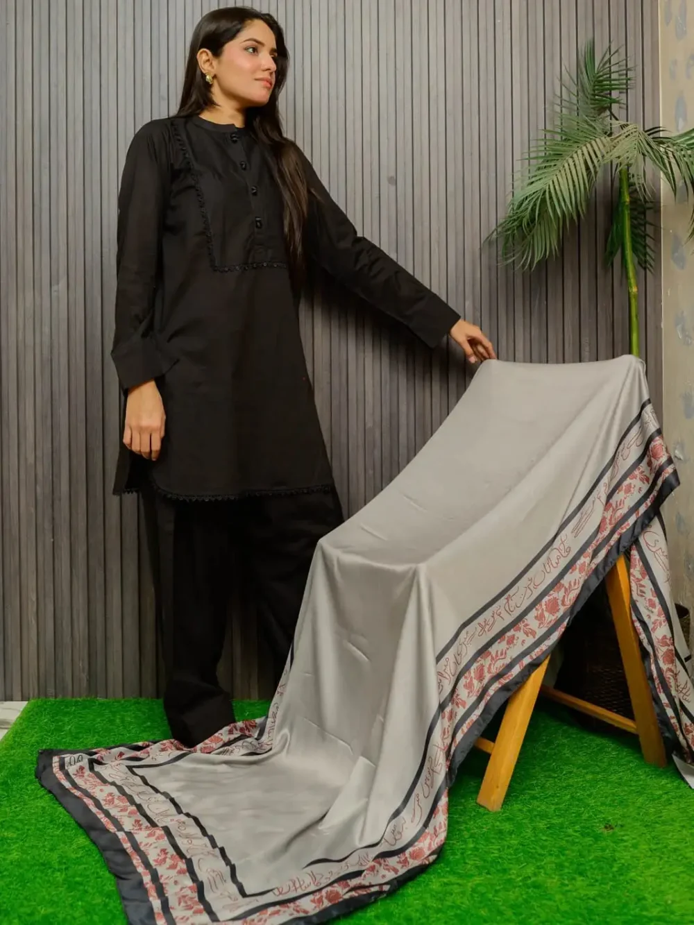 Chahat Silk Dupatta (Grey) - Image 2