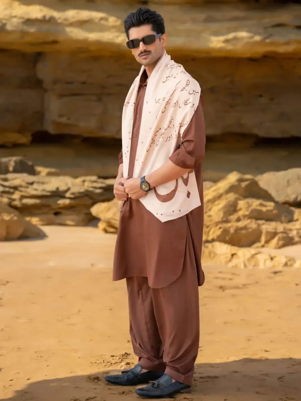 Iqbal Ka Chand Stole - Image 13