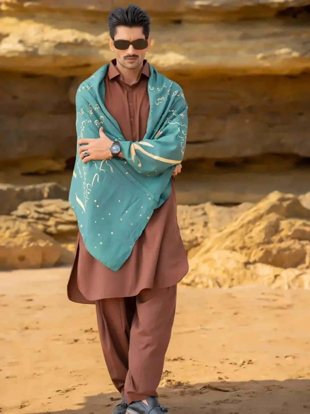 Iqbal Ka Chand Stole - Image 6